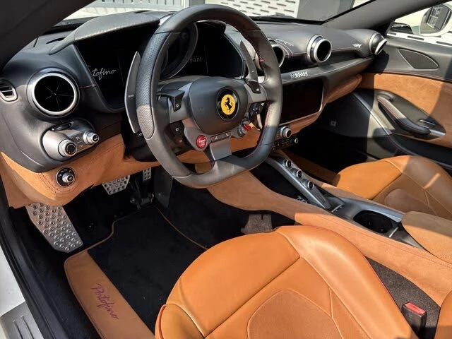 2019 Ferrari Portofino - Image 8 of 31