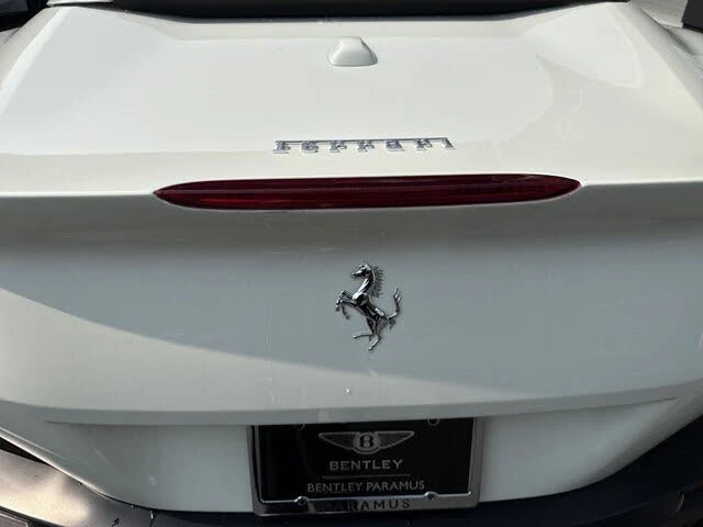 2019 Ferrari Portofino - Image 27 of 31