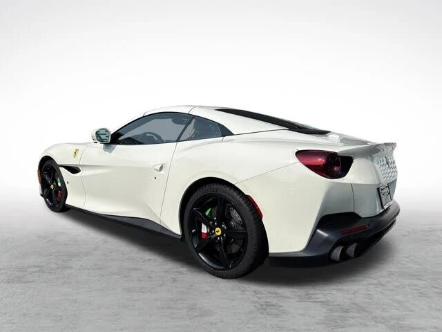 2019 Ferrari Portofino - Image 2 of 31