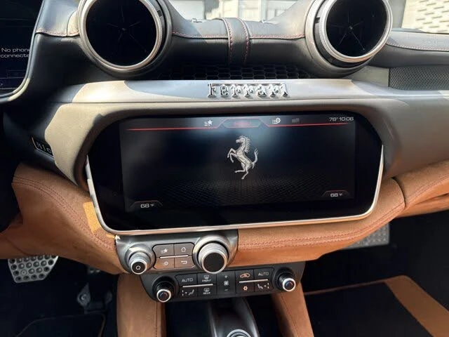 2019 Ferrari Portofino - Image 11 of 31