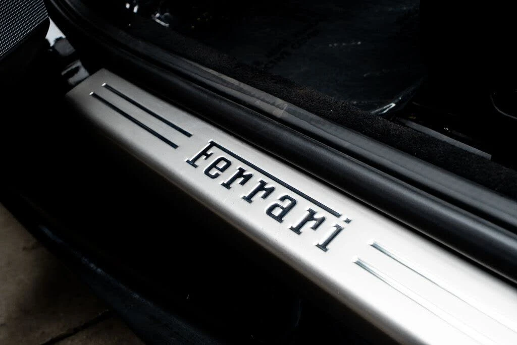 2019 Ferrari Portofino - Image 19 of 31