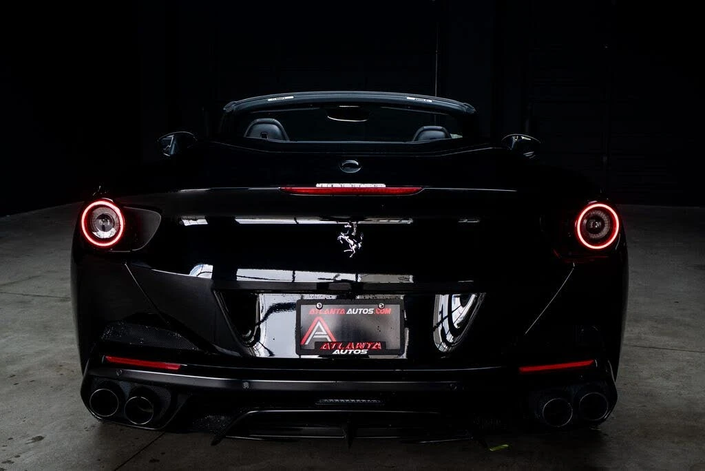 2019 Ferrari Portofino - Image 12 of 31
