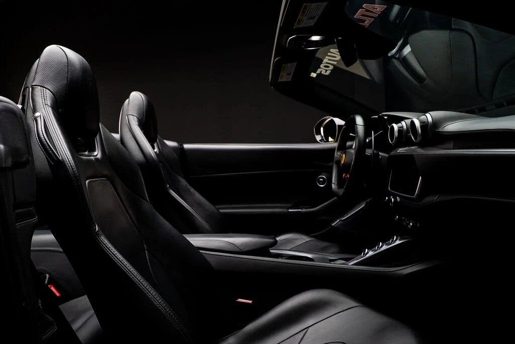 2019 Ferrari Portofino - Image 29 of 31