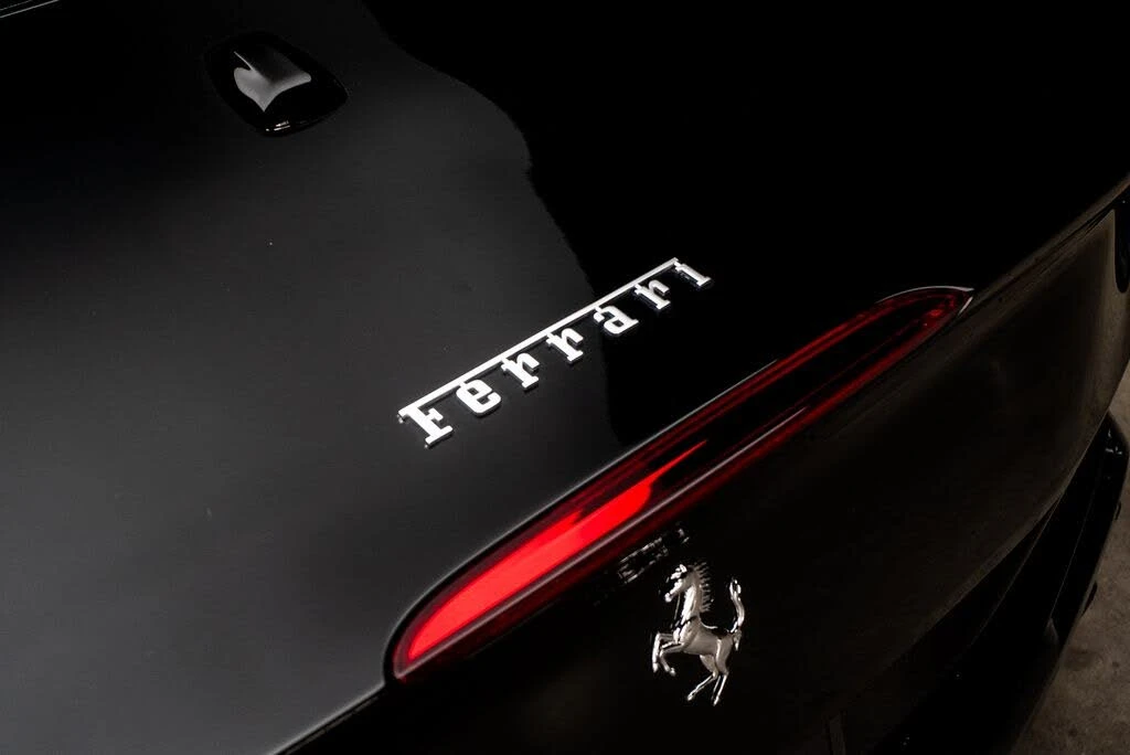2019 Ferrari Portofino - Image 15 of 31