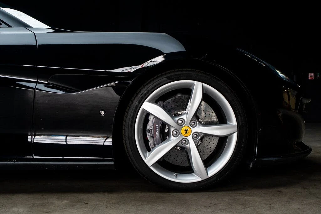 2019 Ferrari Portofino - Image 8 of 31