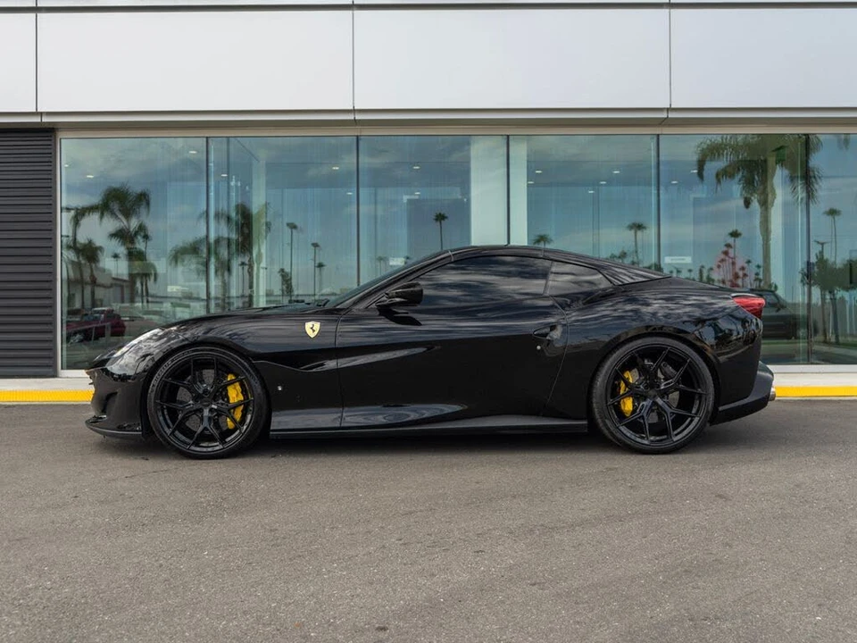 2019 Ferrari Portofino - Image 2 of 31