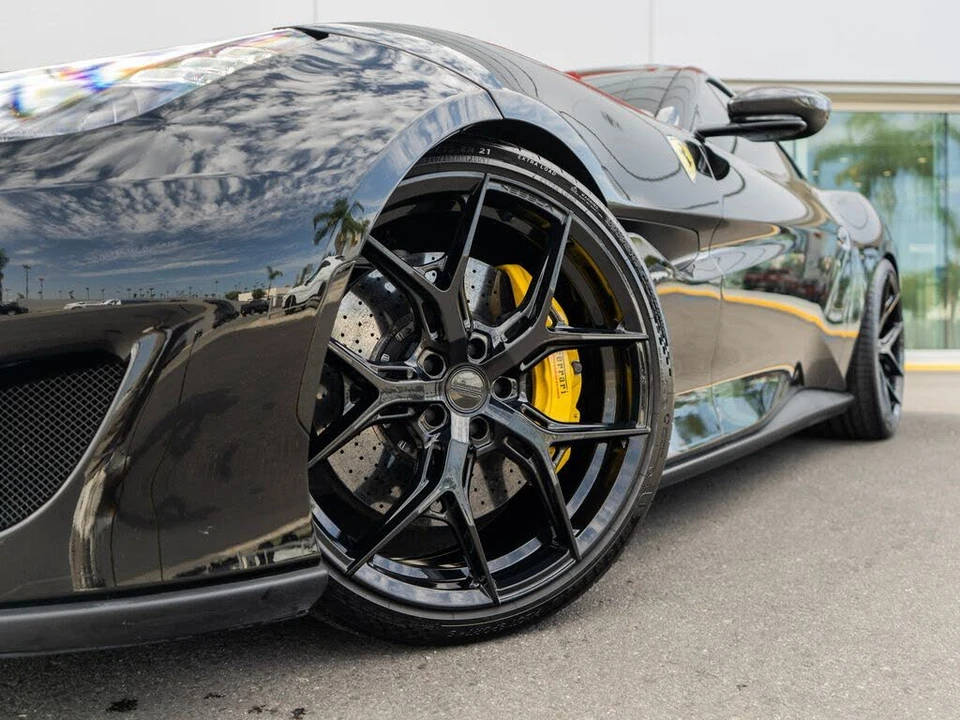 2019 Ferrari Portofino - Image 16 of 31