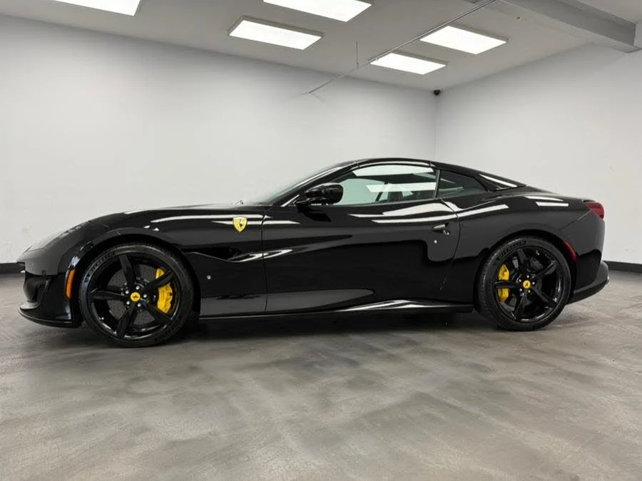 2019 Ferrari Portofino - Image 8 of 31