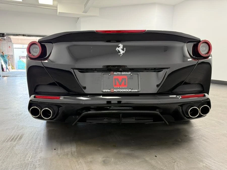 2019 Ferrari Portofino - Image 12 of 31