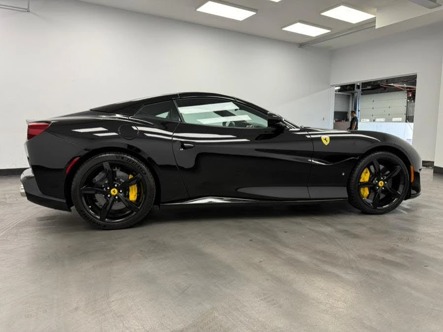 2019 Ferrari Portofino - Image 19 of 31
