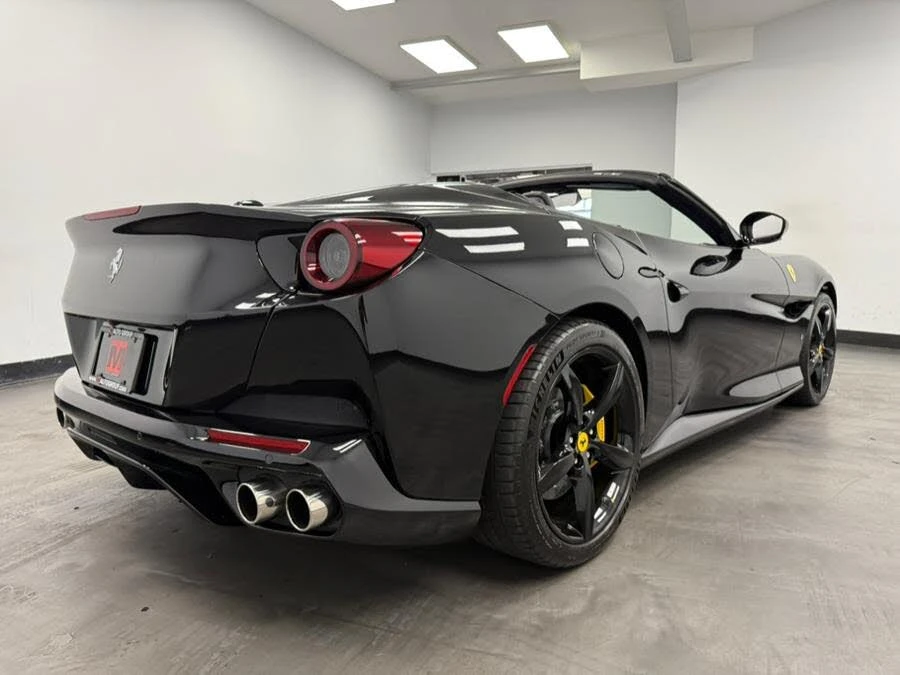 2019 Ferrari Portofino - Image 16 of 31