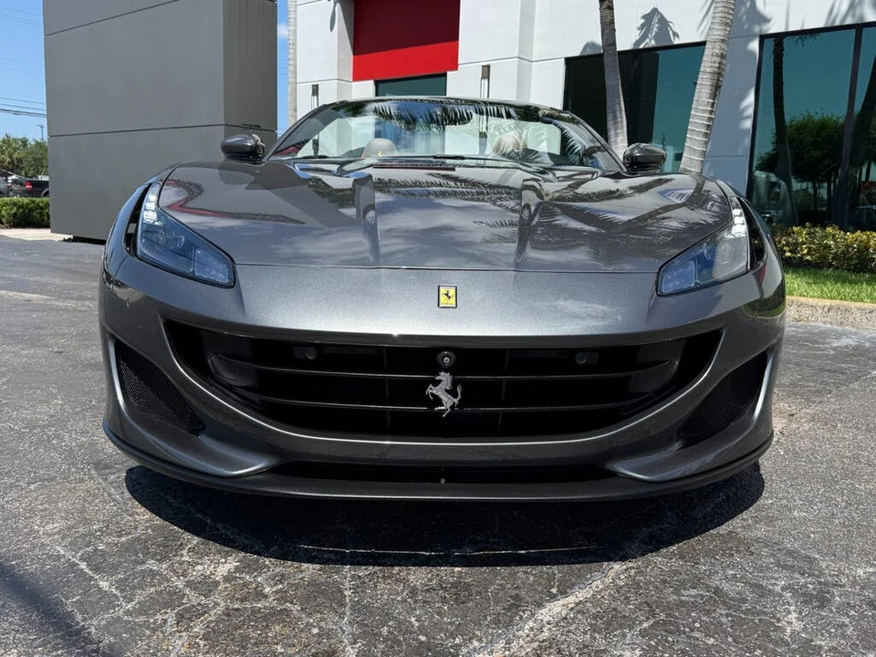 2019 Ferrari Portofino - Image 10 of 31