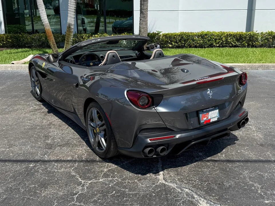 2019 Ferrari Portofino - Image 19 of 31