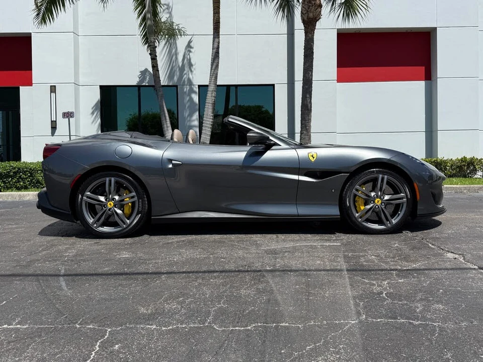 2019 Ferrari Portofino - Image 4 of 31