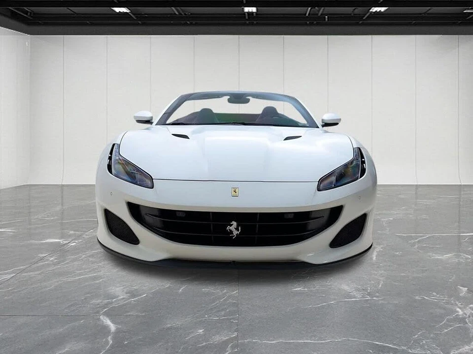 2019 Ferrari Portofino - Image 8 of 31