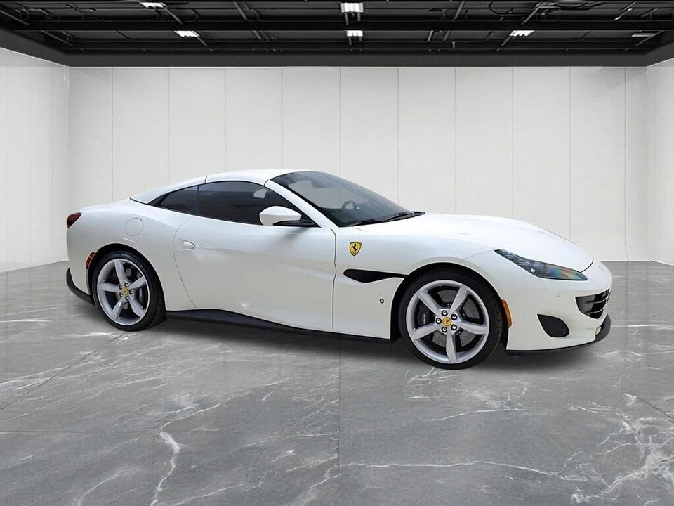 2019 Ferrari Portofino - Image 14 of 31