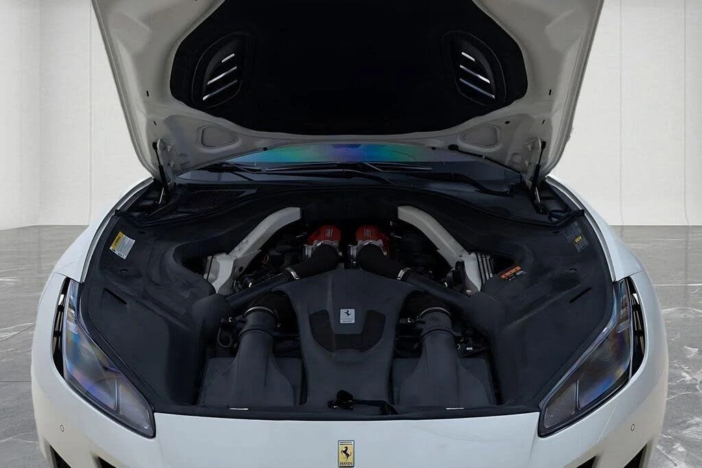 2019 Ferrari Portofino - Image 9 of 31