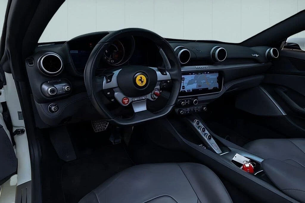2019 Ferrari Portofino - Image 28 of 31