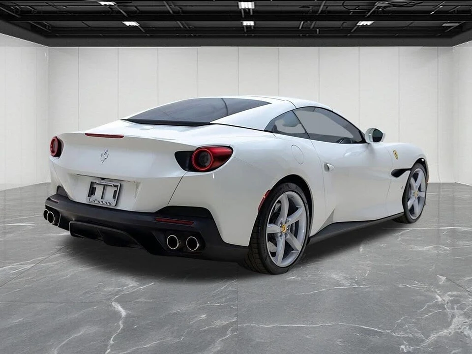 2019 Ferrari Portofino - Image 12 of 31