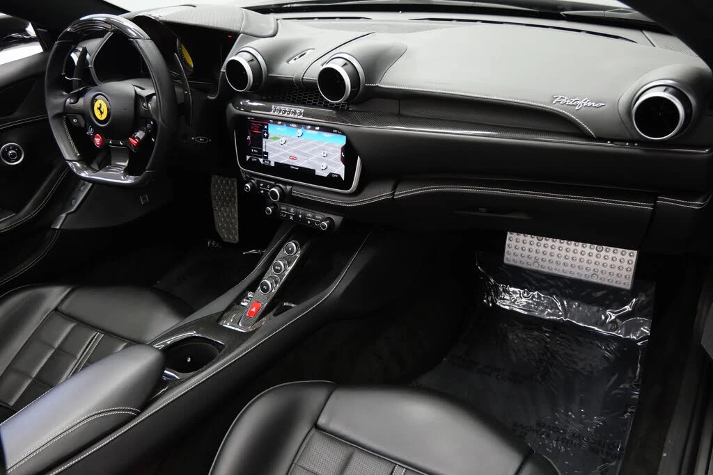 2019 Ferrari Portofino - Image 14 of 31