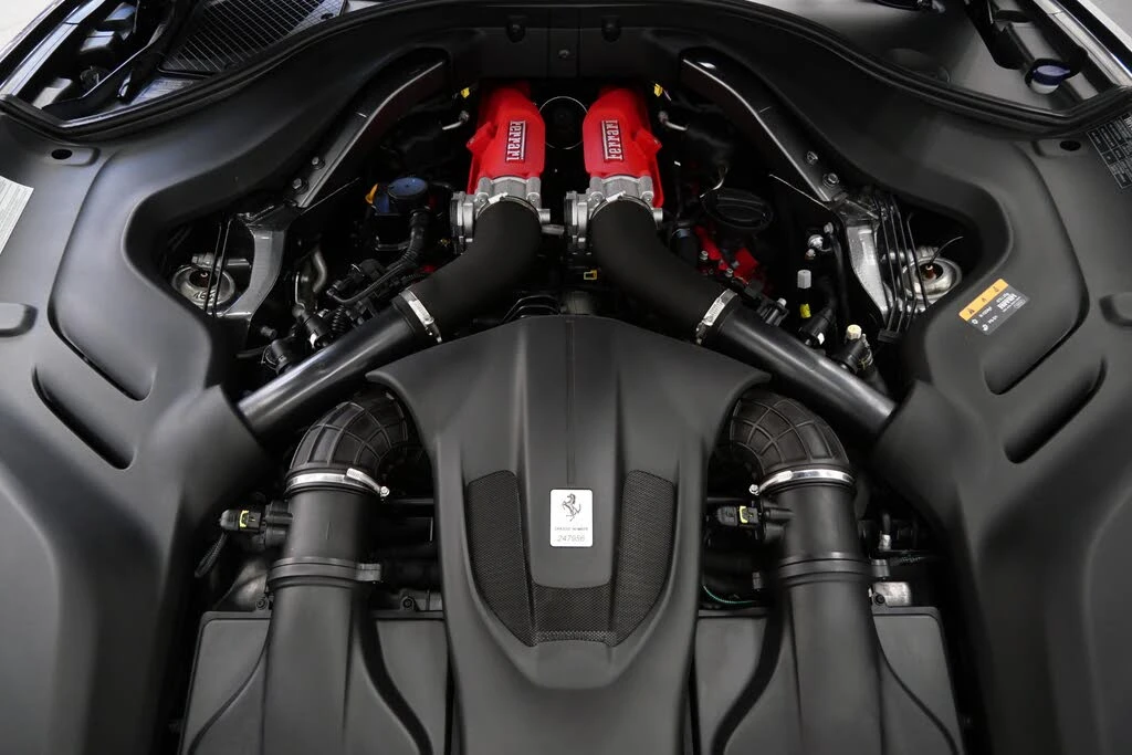 2019 Ferrari Portofino - Image 12 of 31
