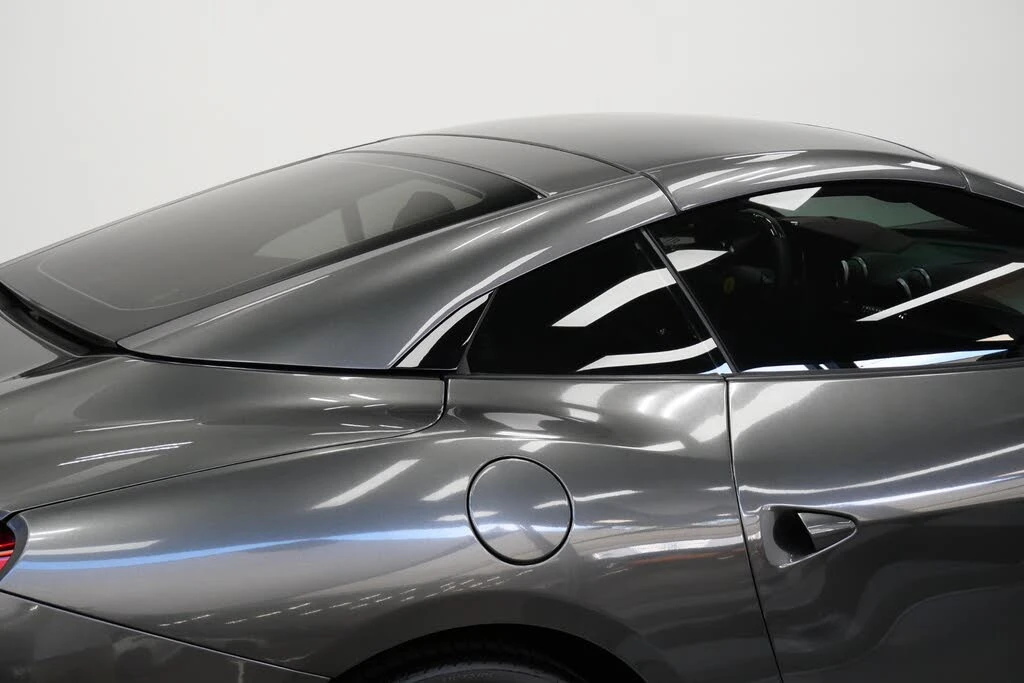 2019 Ferrari Portofino - Image 18 of 31