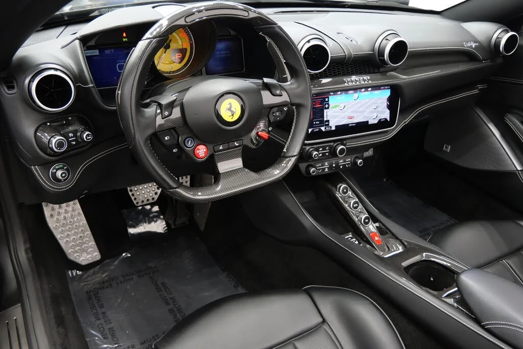 2019 Ferrari Portofino - Image 13 of 31