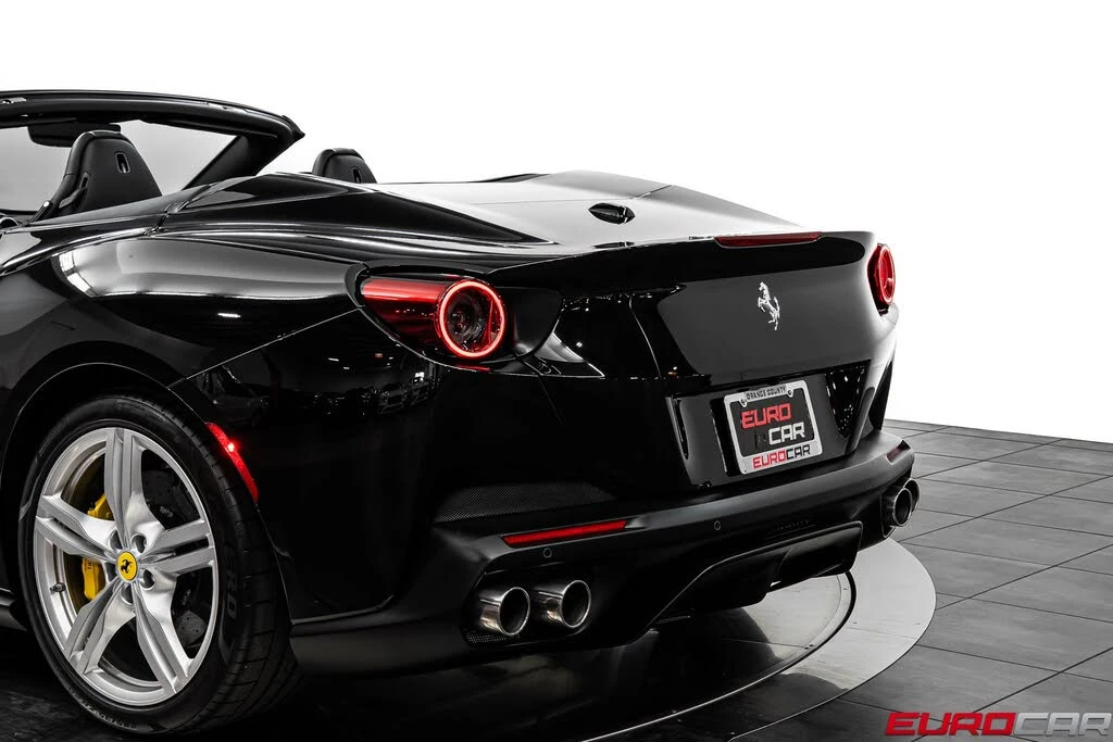 2019 Ferrari Portofino - Image 18 of 31