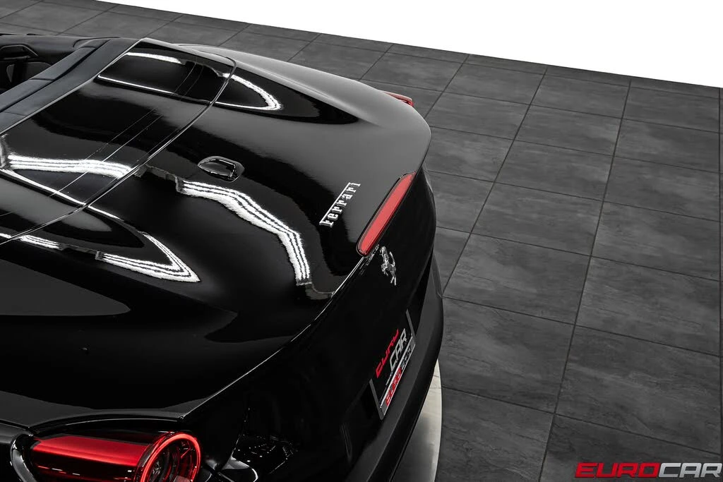 2019 Ferrari Portofino - Image 19 of 31