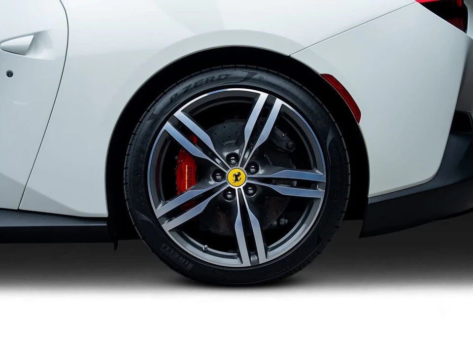 2019 Ferrari Portofino - Image 25 of 31