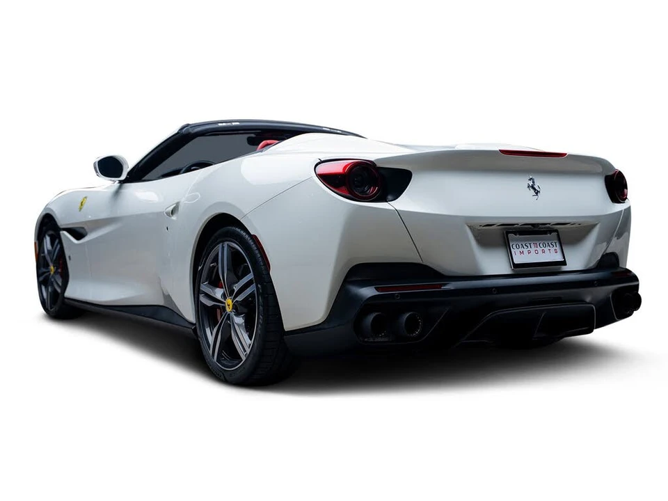 2019 Ferrari Portofino - Image 12 of 31