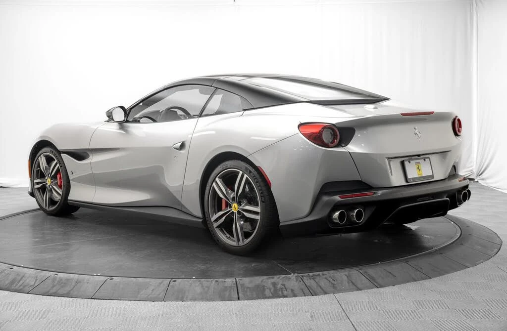 2019 Ferrari Portofino - Image 13 of 31
