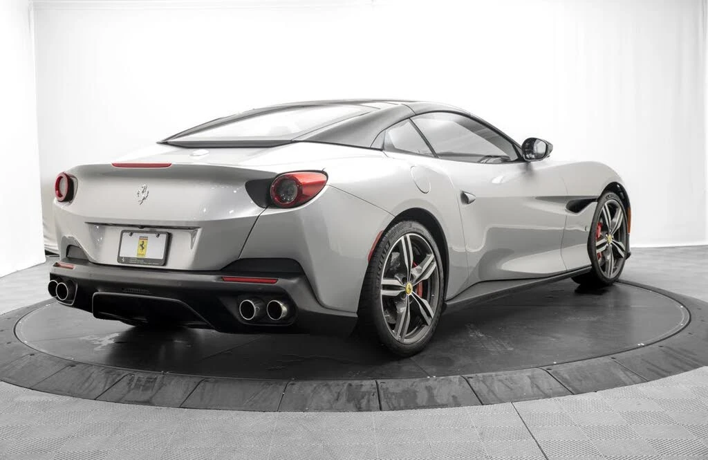 2019 Ferrari Portofino - Image 15 of 31