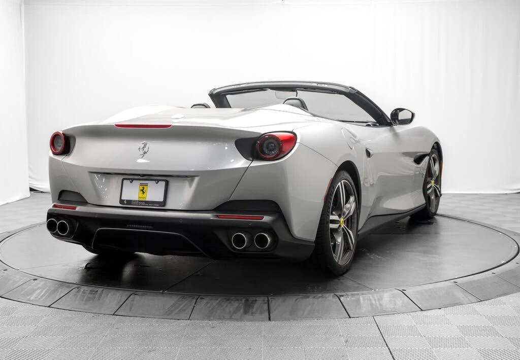 2019 Ferrari Portofino - Image 7 of 31