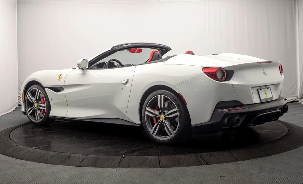 2019 Ferrari Portofino - Image 5 of 31