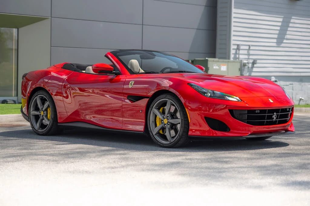 2019 Ferrari Portofino - Image 2 of 31