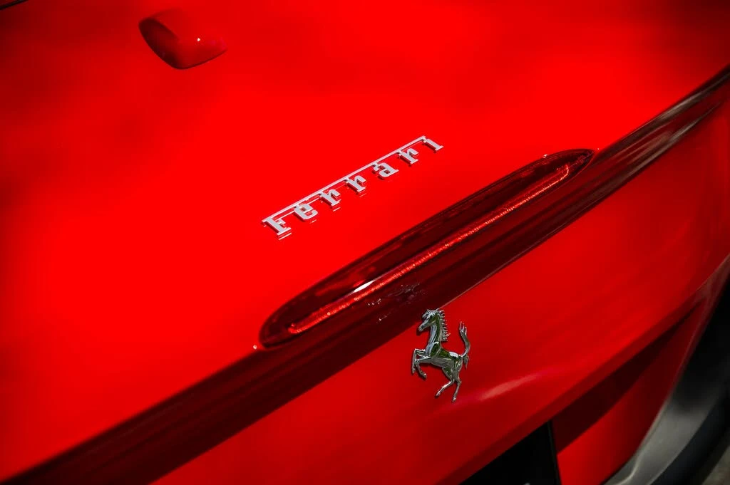 2019 Ferrari Portofino - Image 17 of 31