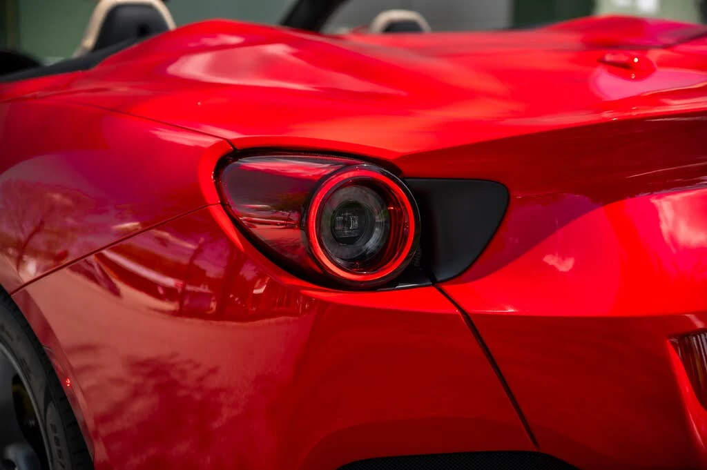 2019 Ferrari Portofino - Image 13 of 31