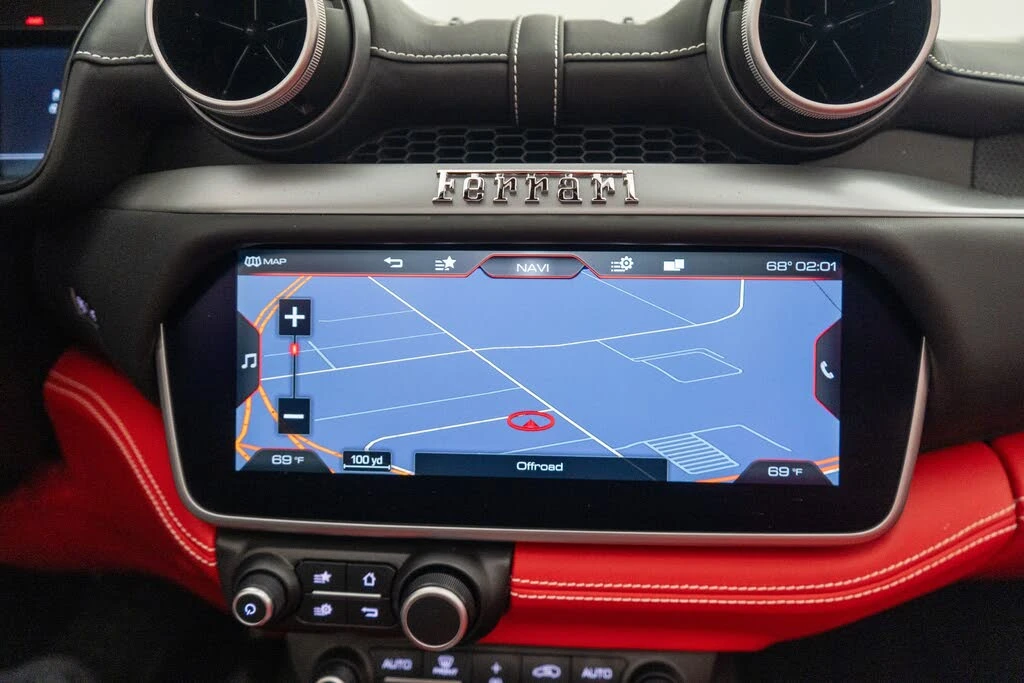 2019 Ferrari Portofino - Image 17 of 31