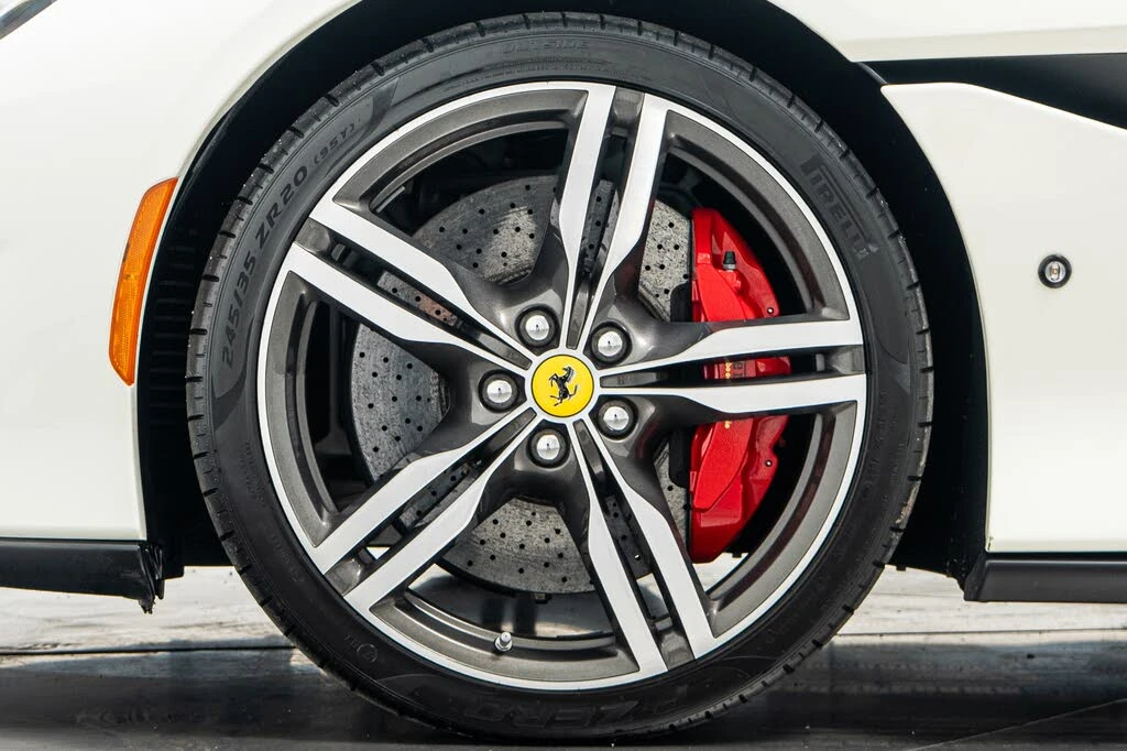 2019 Ferrari Portofino - Image 10 of 31