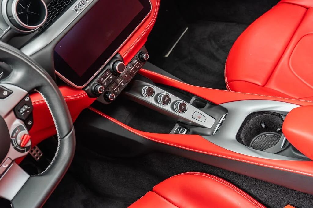 2019 Ferrari Portofino - Image 29 of 31