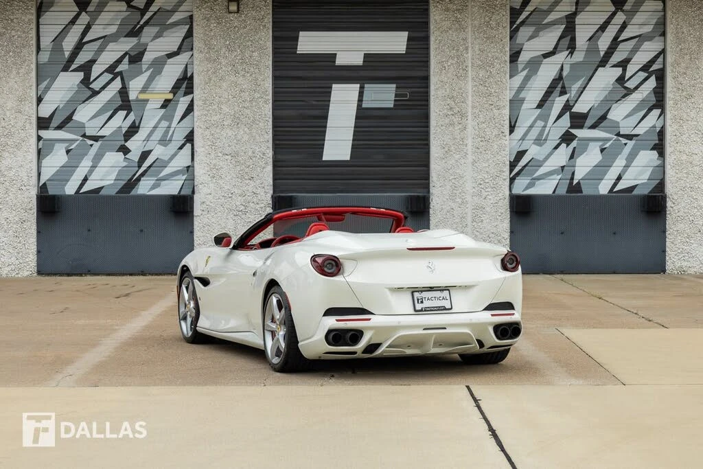 2019 Ferrari Portofino - Image 11 of 31