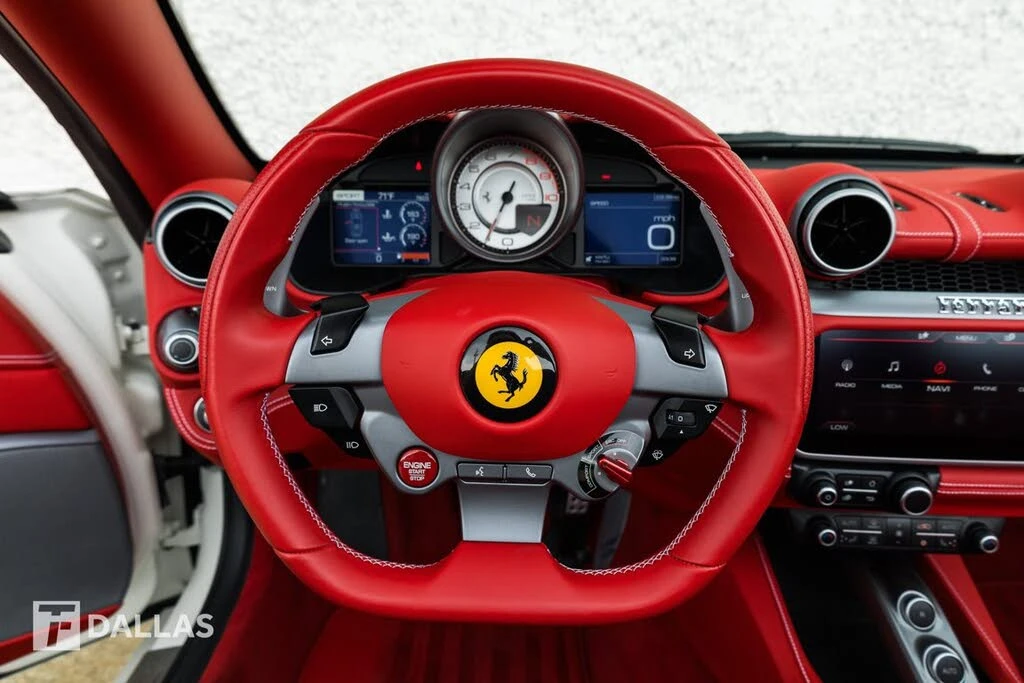 2019 Ferrari Portofino - Image 25 of 31