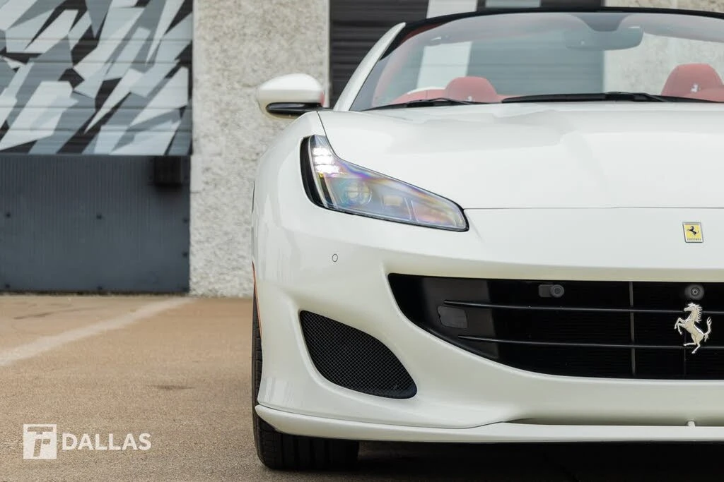 2019 Ferrari Portofino - Image 5 of 31