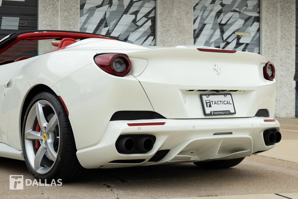 2019 Ferrari Portofino - Image 12 of 31