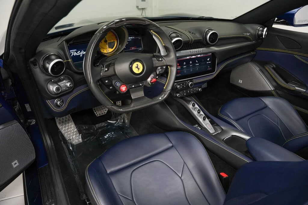 2019 Ferrari Portofino - Image 12 of 31