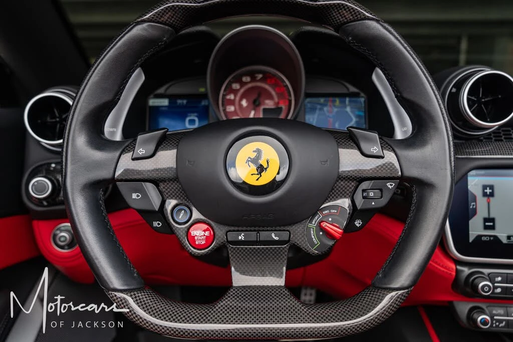 2019 Ferrari Portofino - Image 15 of 31