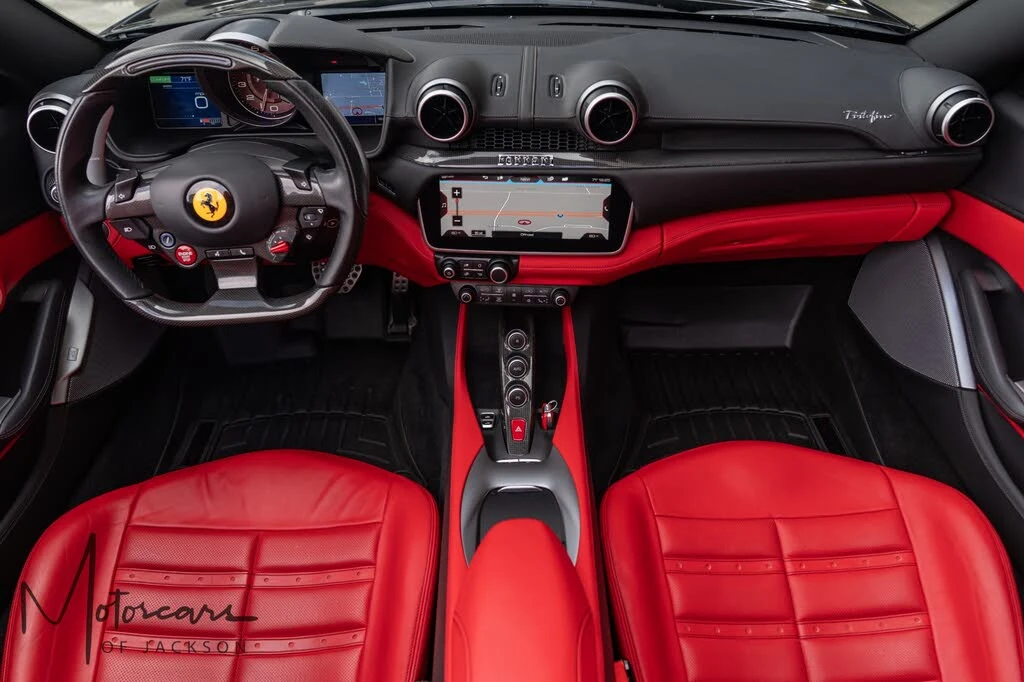2019 Ferrari Portofino - Image 14 of 31