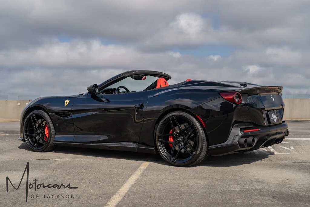2019 Ferrari Portofino - Image 9 of 31
