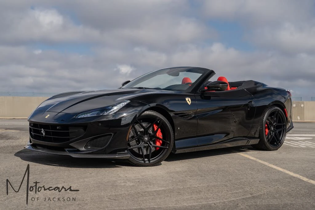 2019 Ferrari Portofino - Image 2 of 31